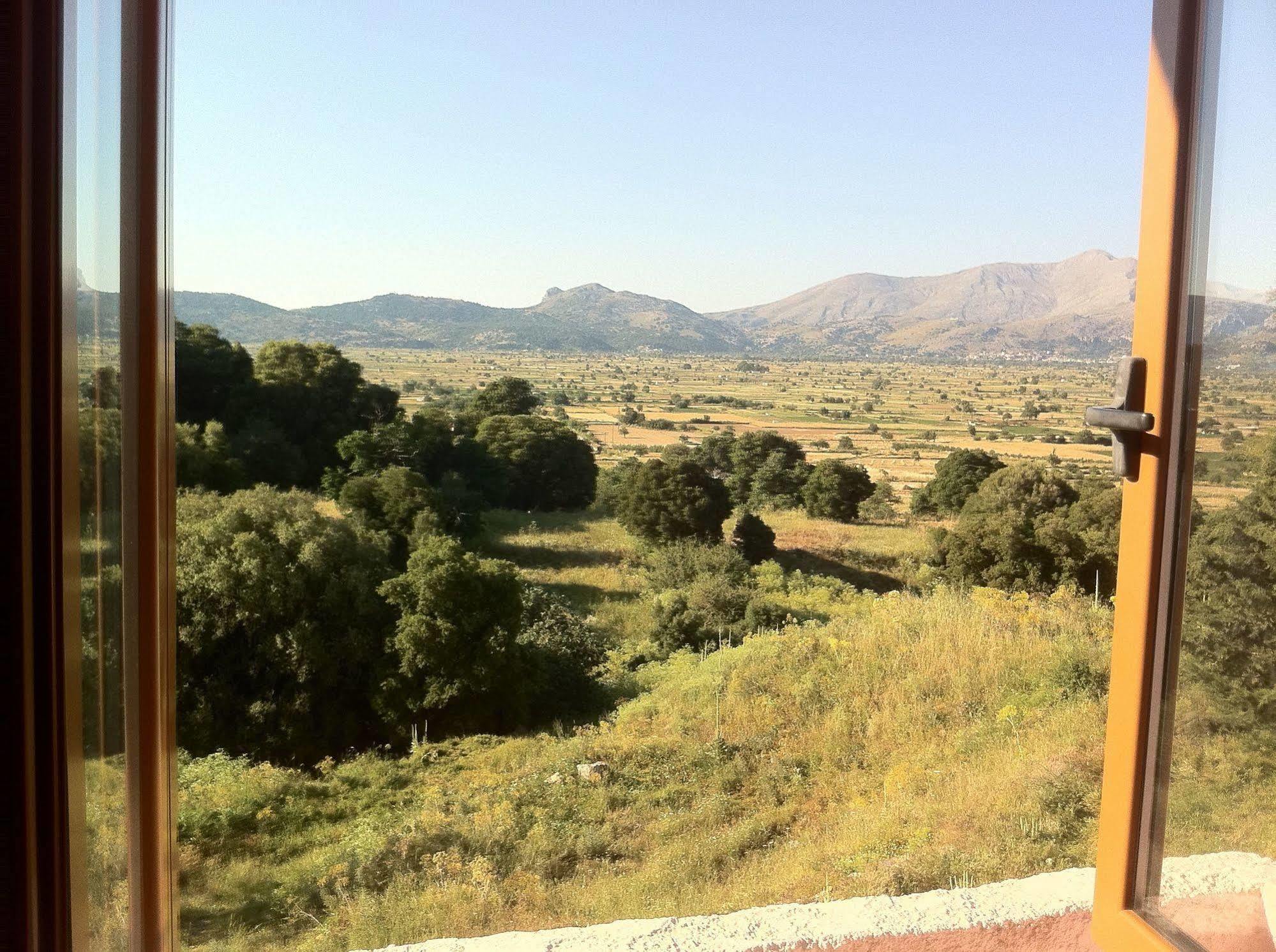Dionysus Lasithi Plateau Magoulás エクステリア 写真